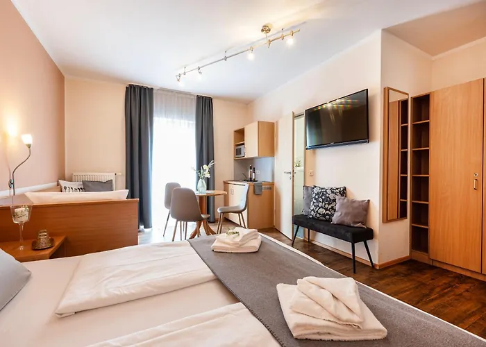 Hotels in Walpertskirchen