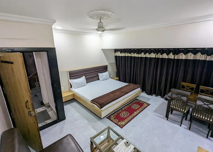 Hotel Shivneri