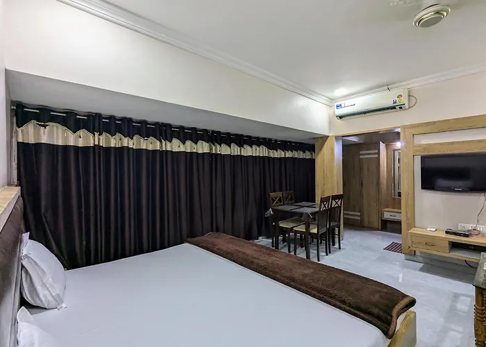 Hotel Shivneri