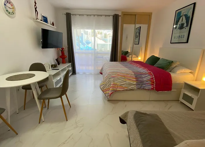Benalbeach Loft Encantador Newly Renovated Benalmádena