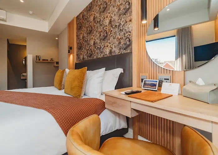 Hotels in George