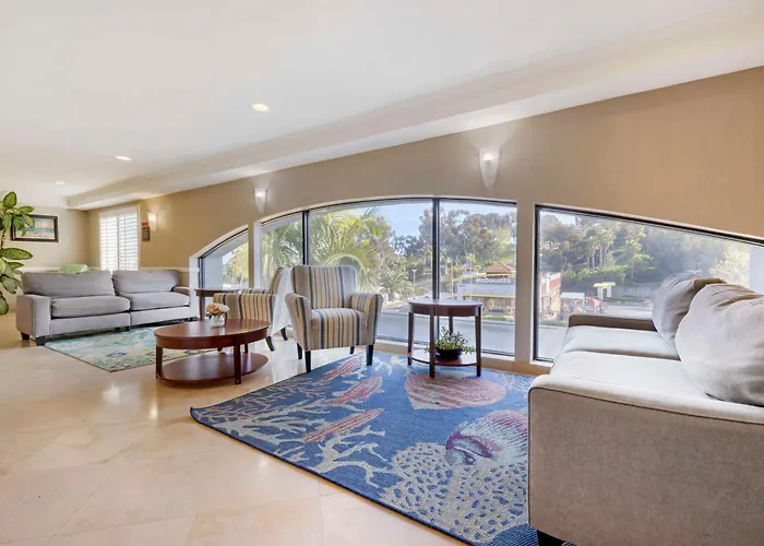 Best Western Plus Marina Shores Hotel Dana Point