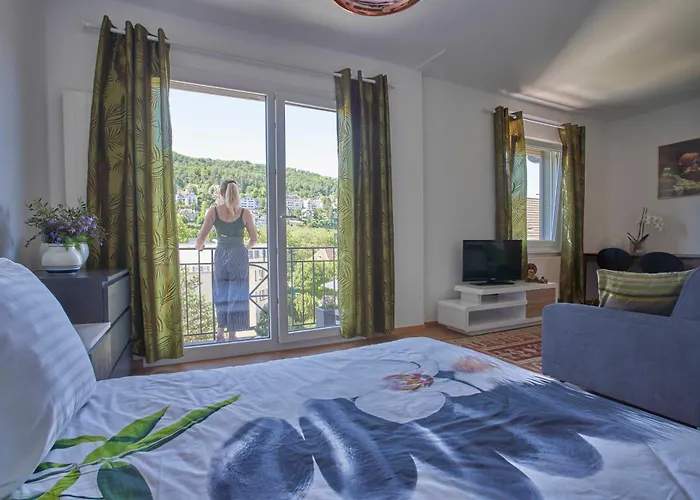 Hoteles en Biel