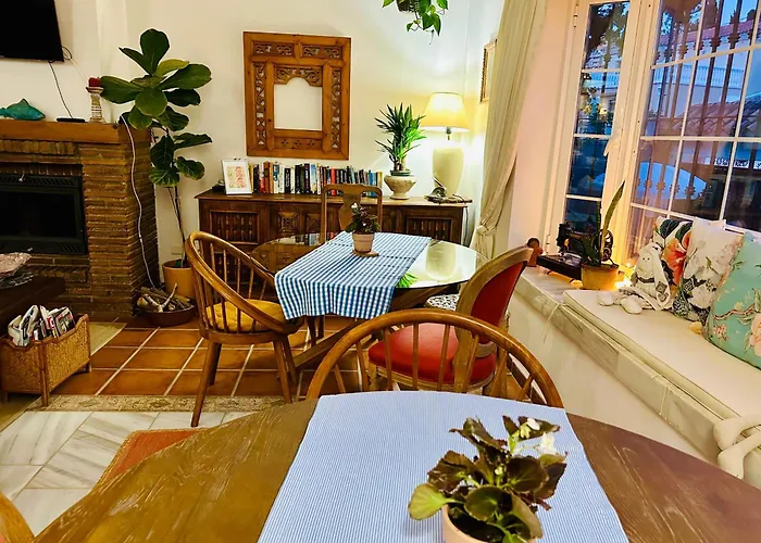 At Home In Malaga Stay & Solo Travellers Rincón de la Victoria