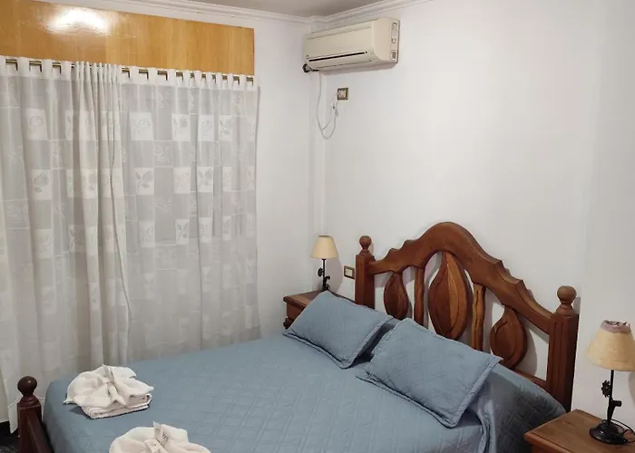 Victor Hotel
