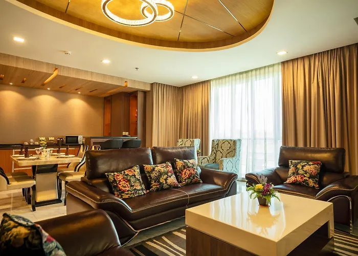 Nagoya Hill Hotel Batam