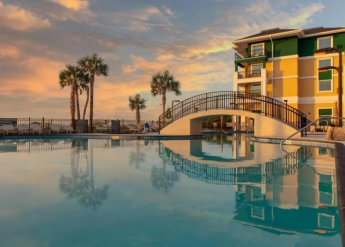 Courtyard By Marriott Jekyll Island Hotel