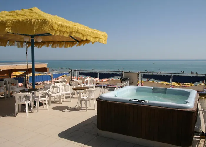 Hotel Felicioni Pineto