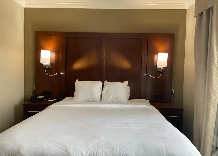 Forest Park Hotels