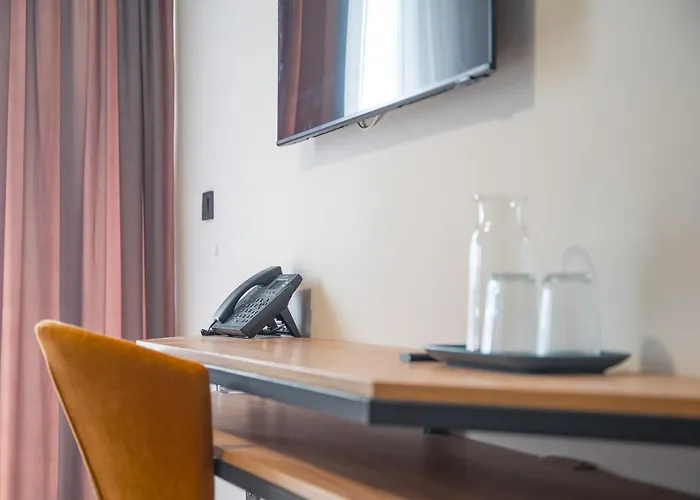 Pirovac Hotels