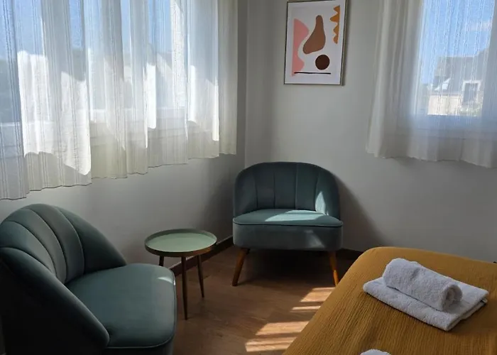 Brit Hotel des Halles Concarneau