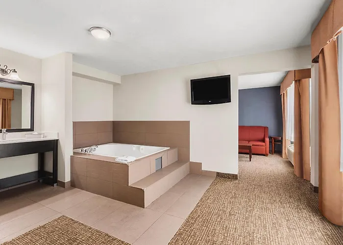 Comfort Inn & Suites Vancouver Downtown City Center