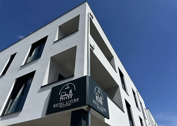 Hotels in Wallduern