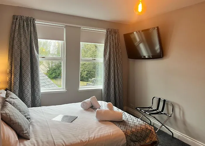 Markinch Hotels