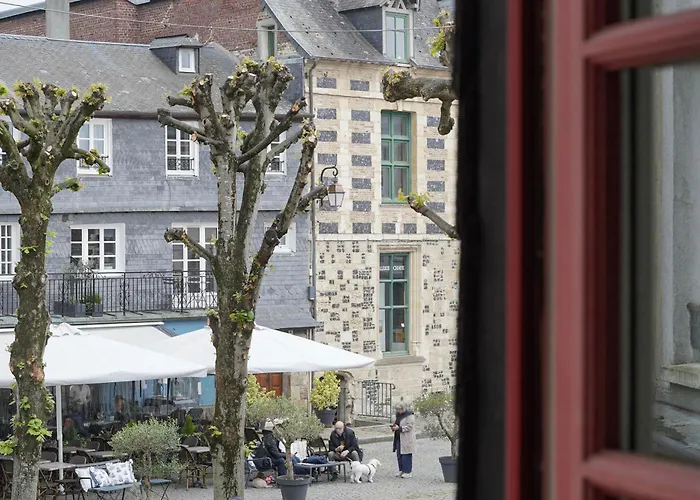 L'Absinthe Hôtel