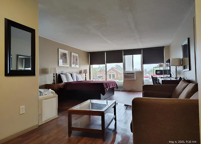 Allen Park Motor Lodge