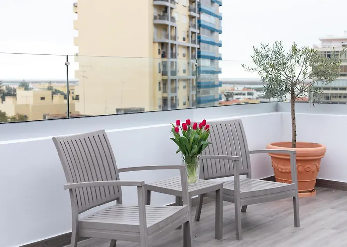 Avenue 41 Guest House Faro