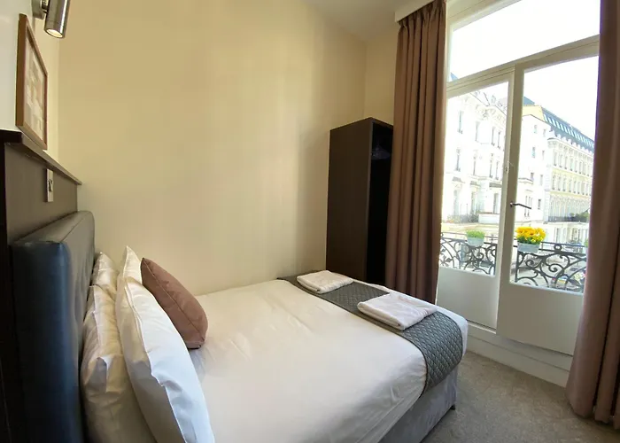 Trebovir Hotel Londres
