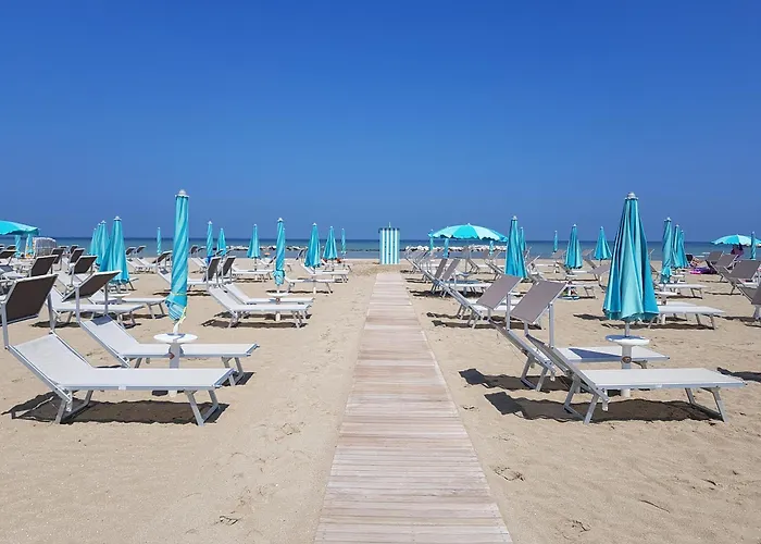 Hotel Betty Personal Style And Beach Village Rimini