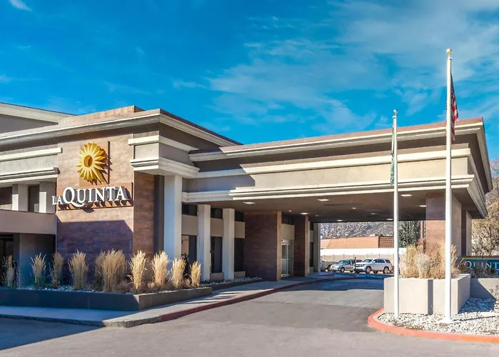 La Quinta By Wyndham Glenwood Springs Hotel