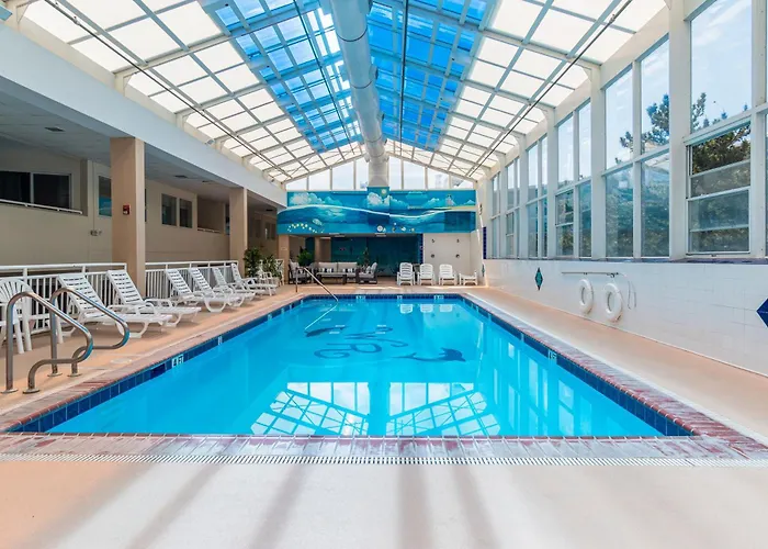 Watson'S Regency Suites