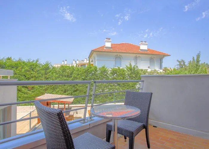 Hotel Brise de Mer - Piscine intérieure&extérieure