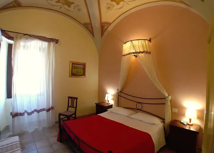 Camere Del Re Tarquinia