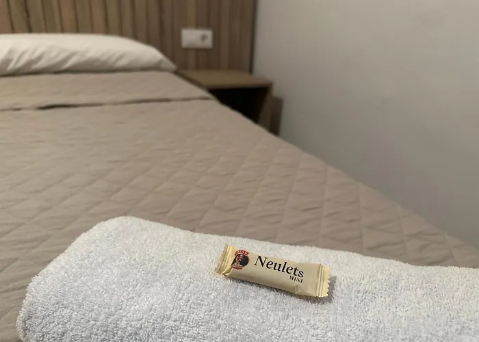 Can Setmanes By Cozycatalonia - Hostal Central Blanes