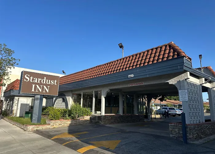 Azusa Hotels