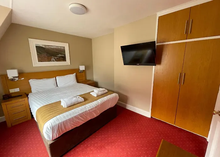 Enniskillen City Center Hotels