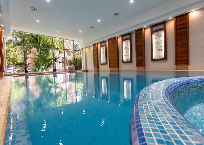 Lion's Garden Hotel Boedapest