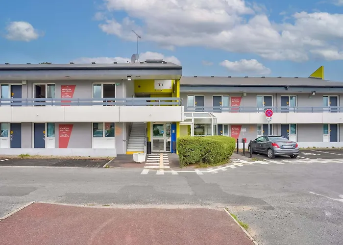 Herblay Hotels