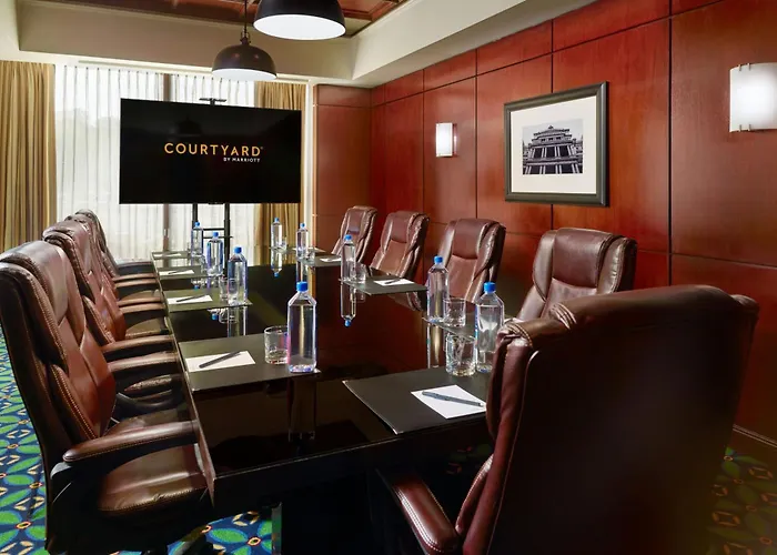 Arlington Hotels