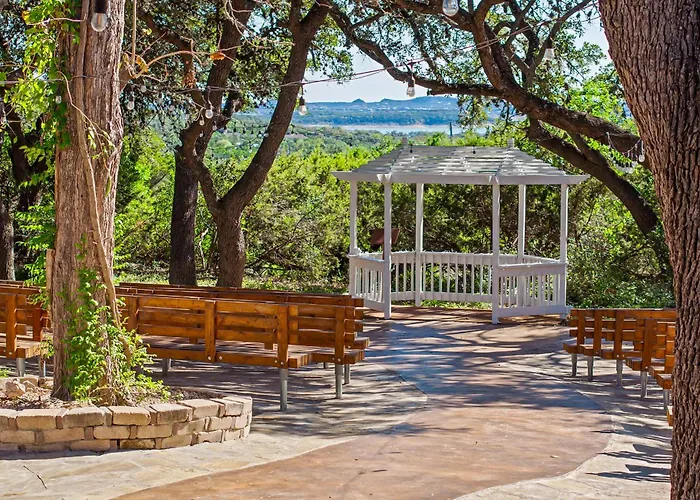 The Claire Hotel Canyon Lake