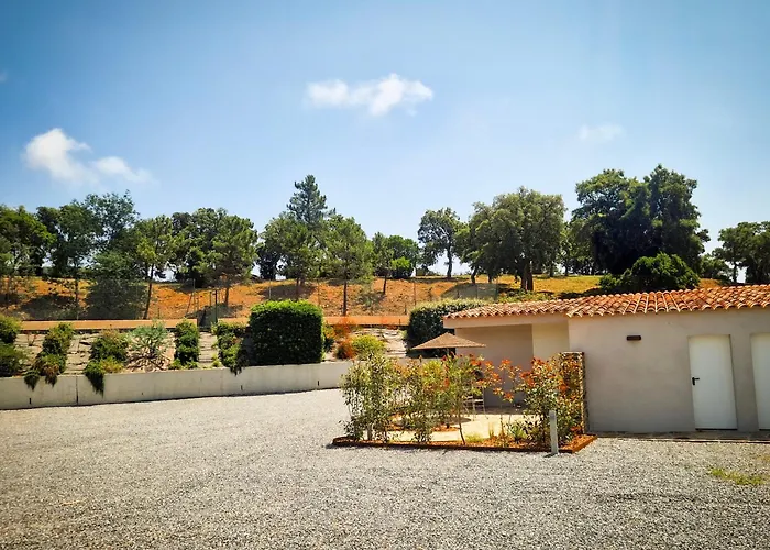 Villa Nais B&B