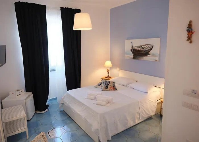 Pharus Miseni Suites And Rooms Bacoli