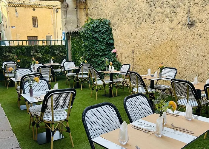 Hotel du Centre Pierrelatte