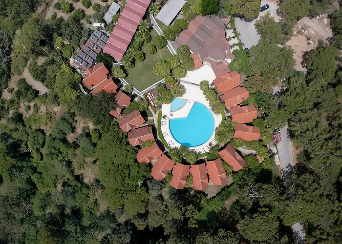 Woodline Hotel