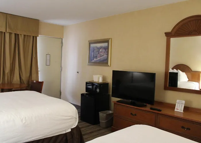 Rodeway Inn Lynchburg Near University