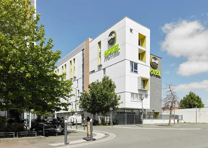 B&B HOTEL Paris Est Bobigny Université