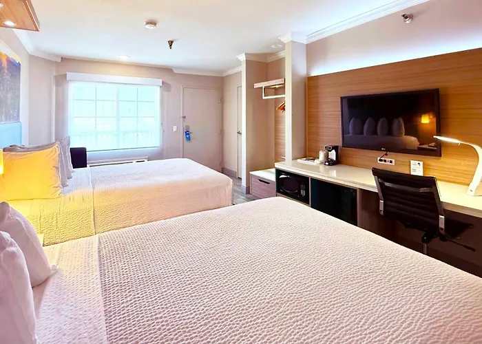 Lawndale Hotels