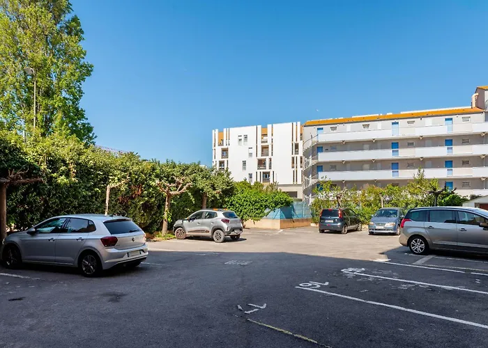B&B HOTEL Sète Centre Gare