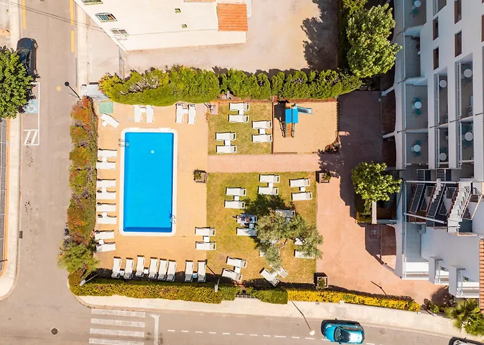 Bay Hotel