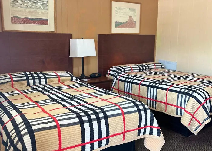 Grove Hill Hotels