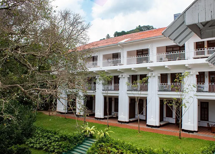 Hotel Suisse Kandy - Since 1890