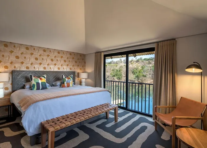 Riverhorse Lodge