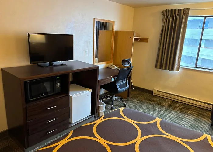 Super 8 By Wyndham Ketchikan