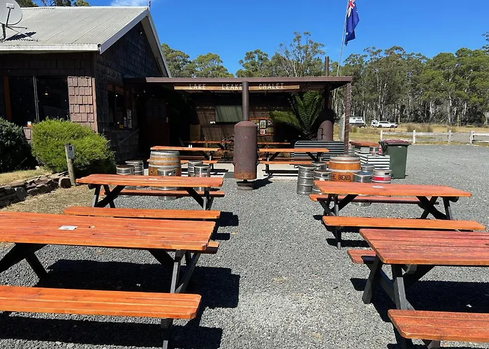 Lake Leake Inn