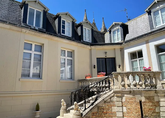 Les Hotes D'Eloise Laon