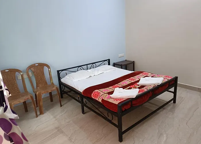Hotel Deepak Executive, Ganpatipule